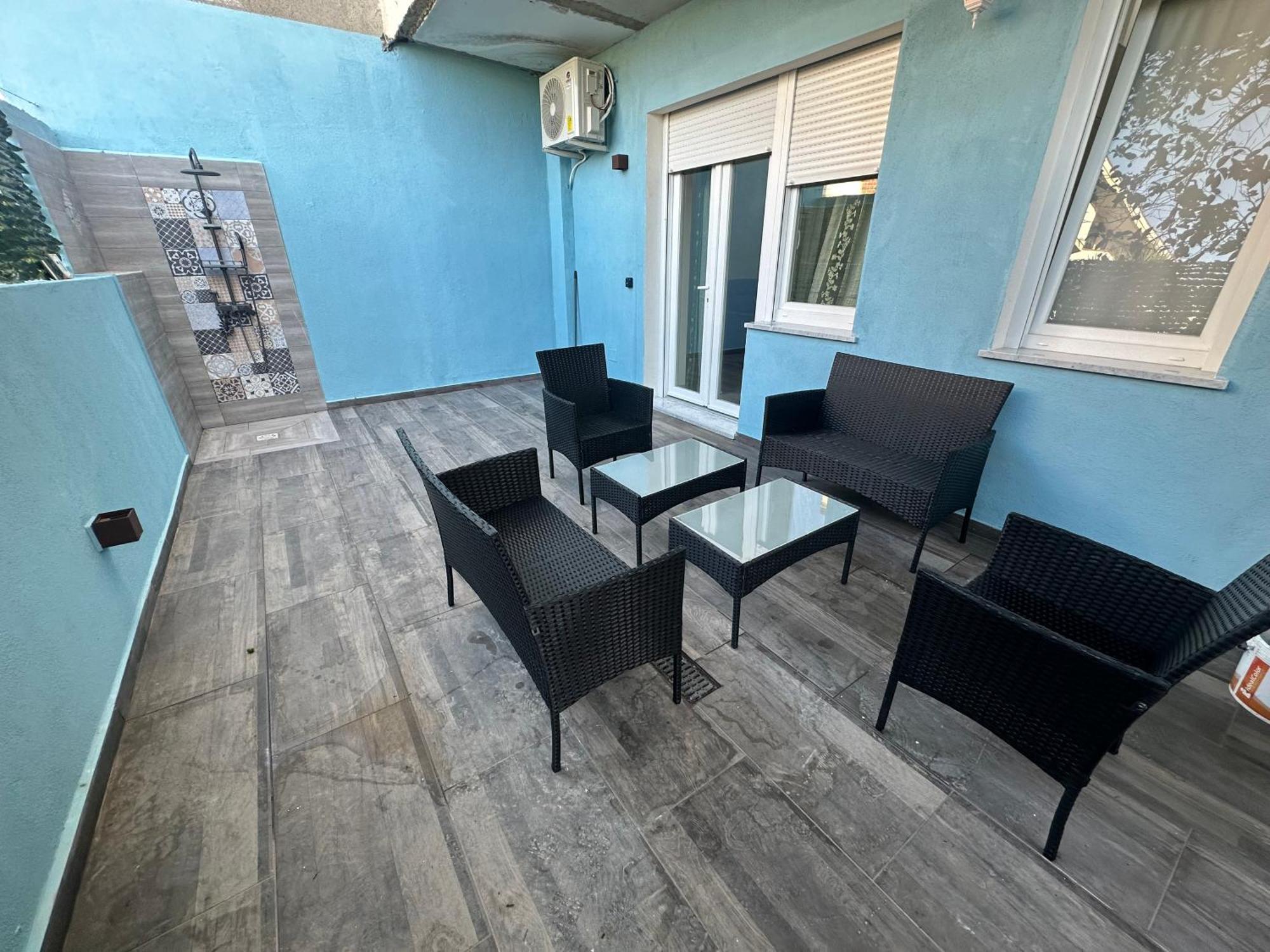 דירות וילאפרנקה טירנה Nathouse מראה חיצוני תמונה