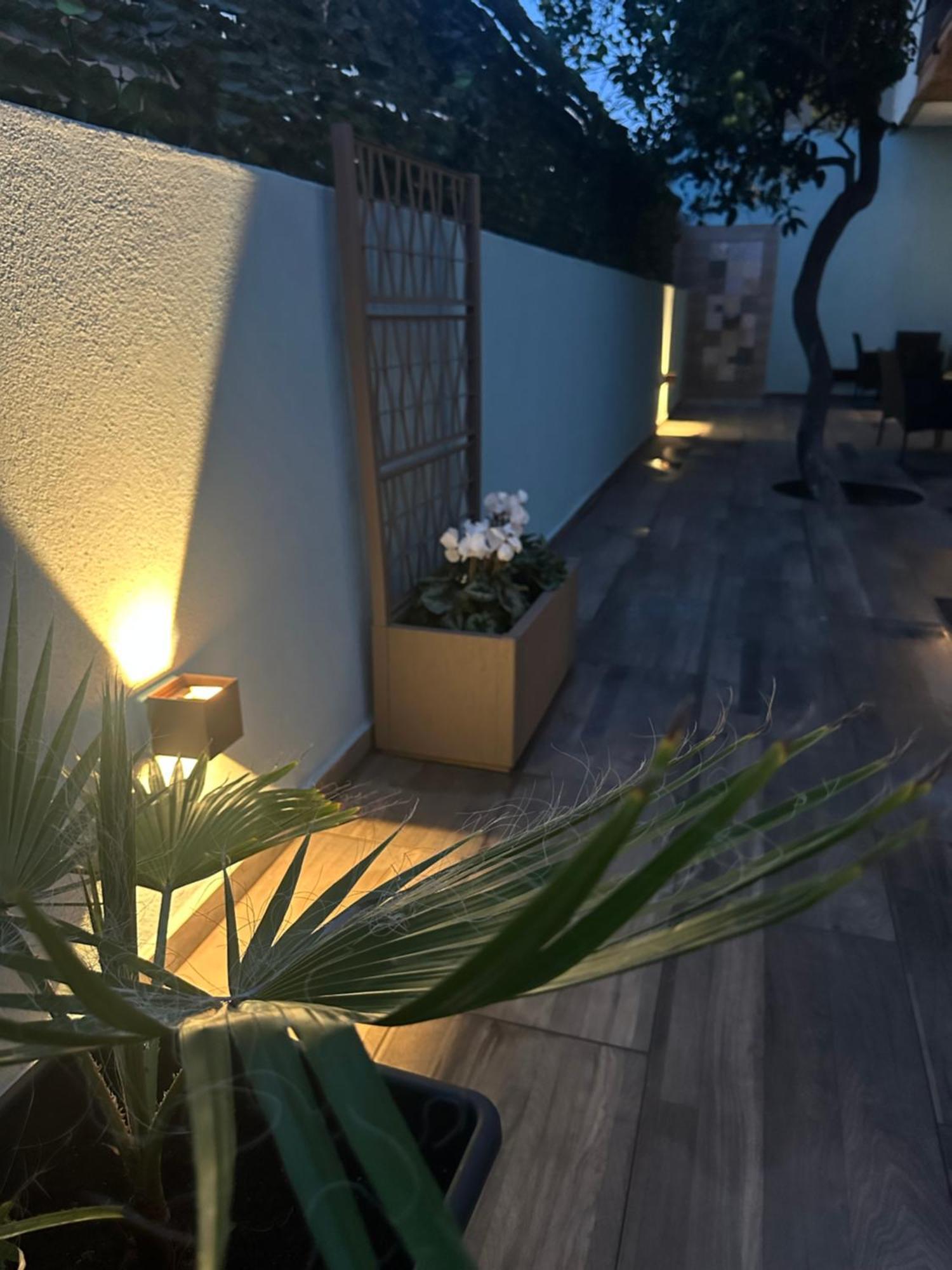דירות וילאפרנקה טירנה Nathouse מראה חיצוני תמונה