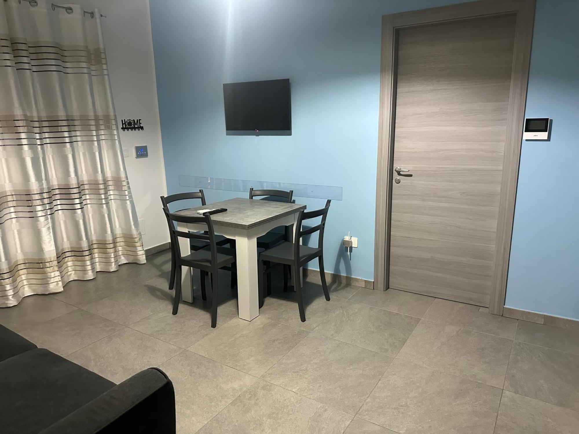 דירות וילאפרנקה טירנה Nathouse מראה חיצוני תמונה